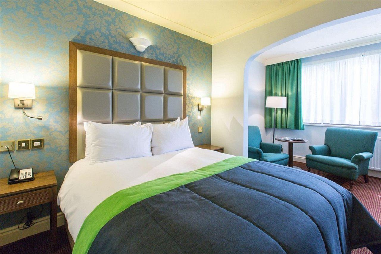 Stratford Manor Hotel Snitterfield Dış mekan fotoğraf