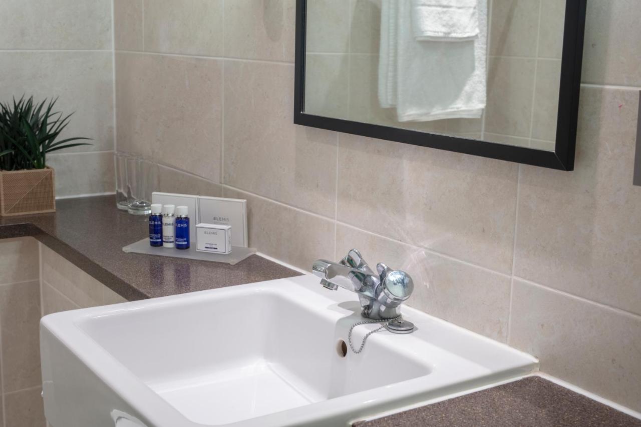 Stratford Manor Hotel Snitterfield Dış mekan fotoğraf