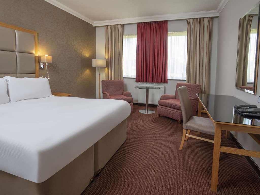 Stratford Manor Hotel Snitterfield Oda fotoğraf