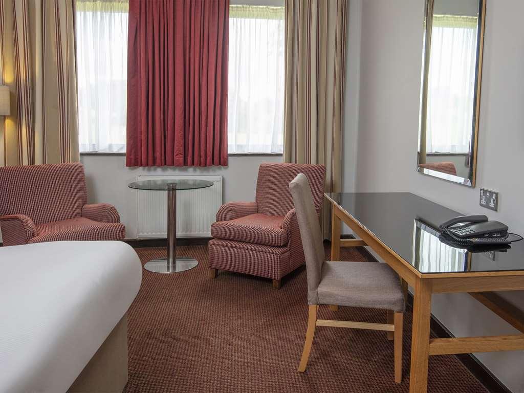 Stratford Manor Hotel Snitterfield Oda fotoğraf